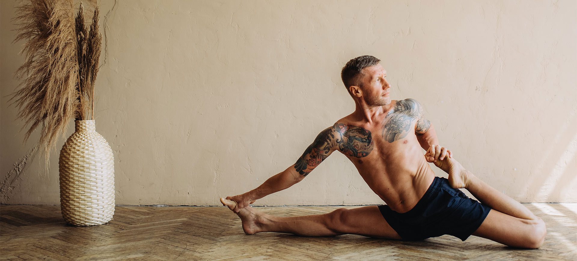 Yoga for Everyone: Making Men Feel More Included - Momoyoga