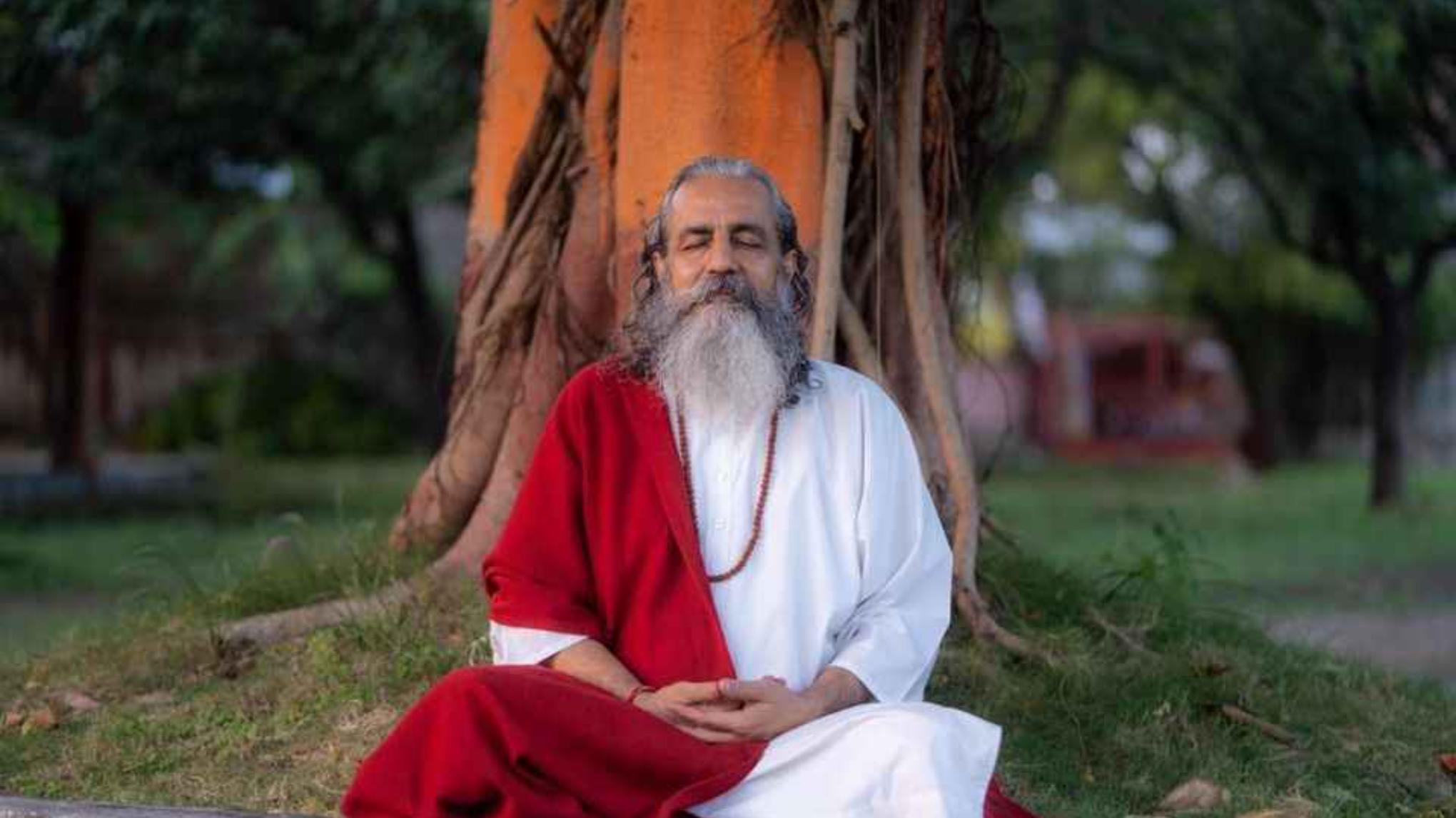 Dr Omanand : Being Blissful Meditation, la méditation comme médicament